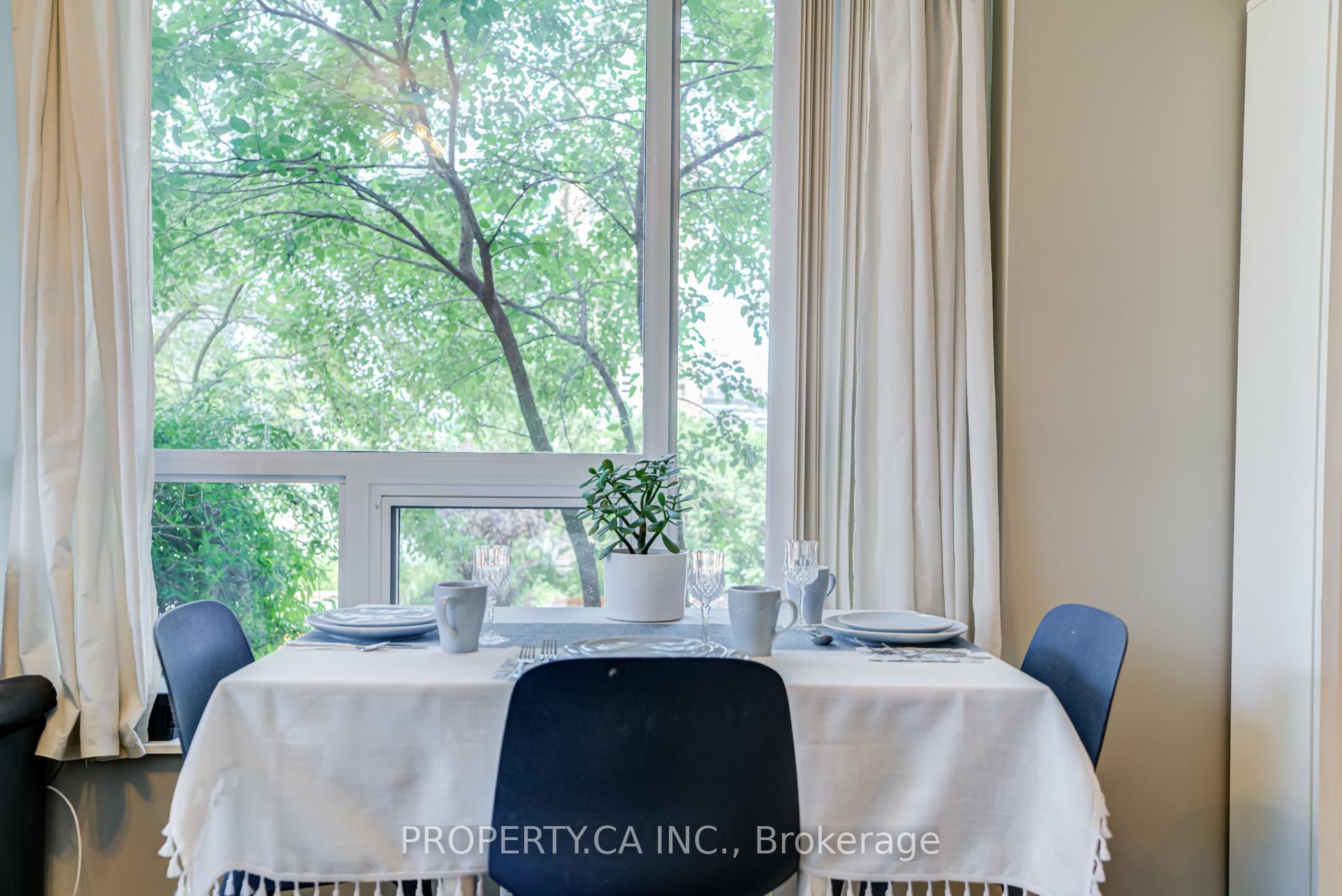 Photo 9 of Unit 1008, 92 King Street, Toronto, Church-Yonge Corridor — HOMEH