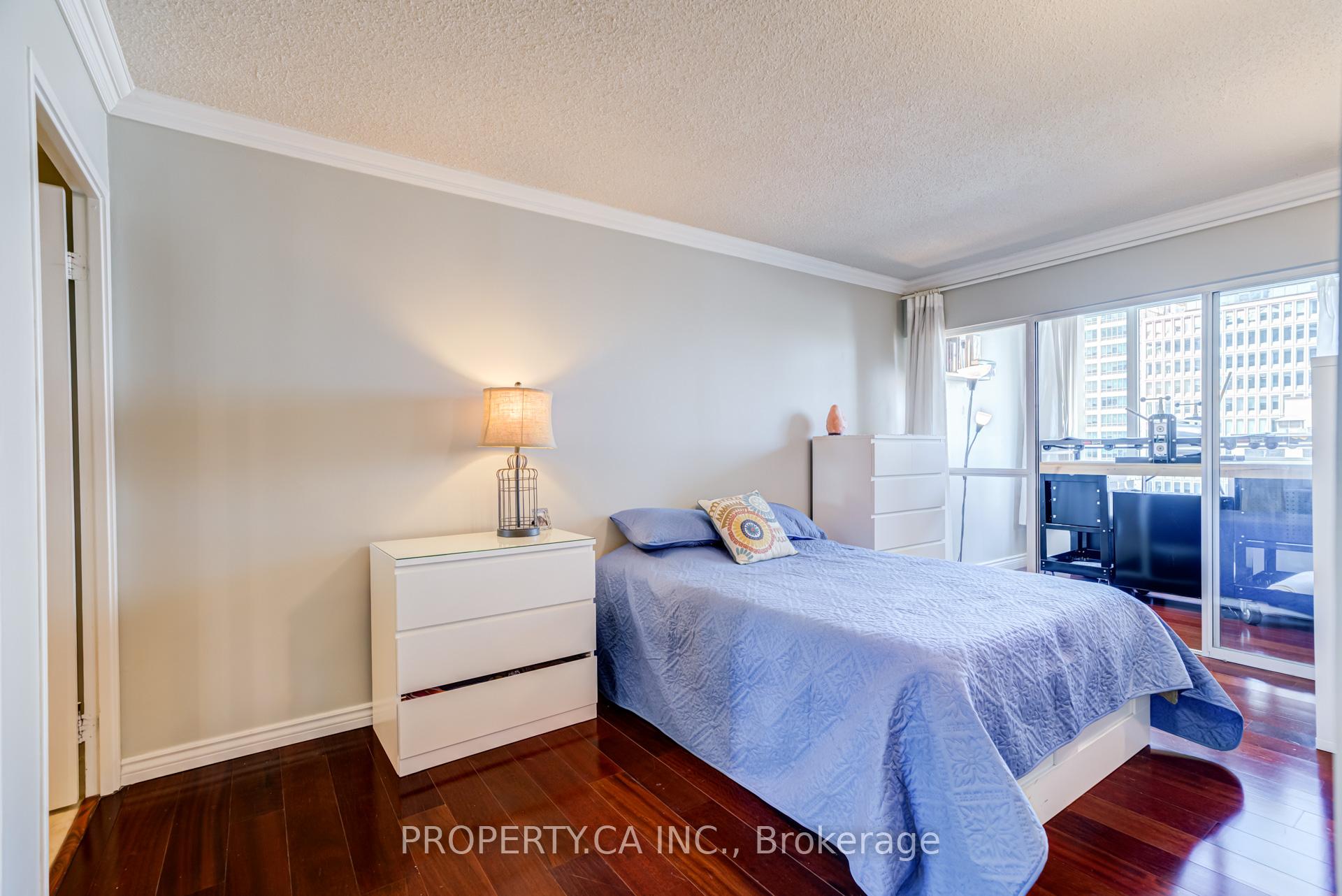 Photo 11 of Unit 1008, 92 King Street, Toronto, Church-Yonge Corridor — HOMEH