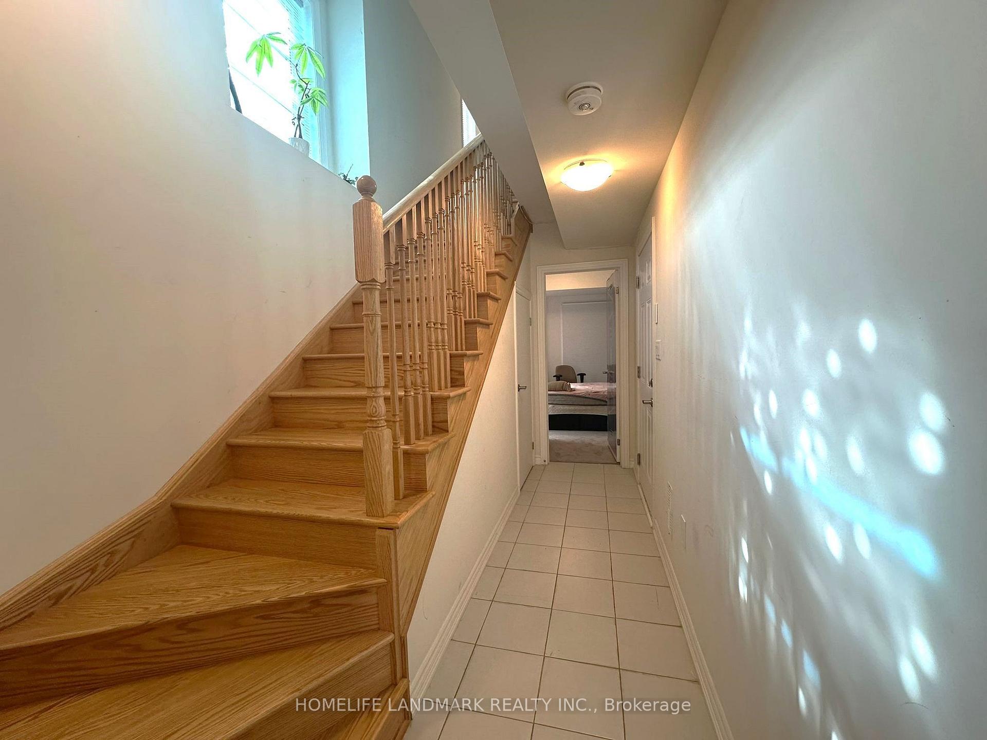 Photo 4 of 18 Lavinia Road, Brampton, Goreway Drive Corridor — HOMEH