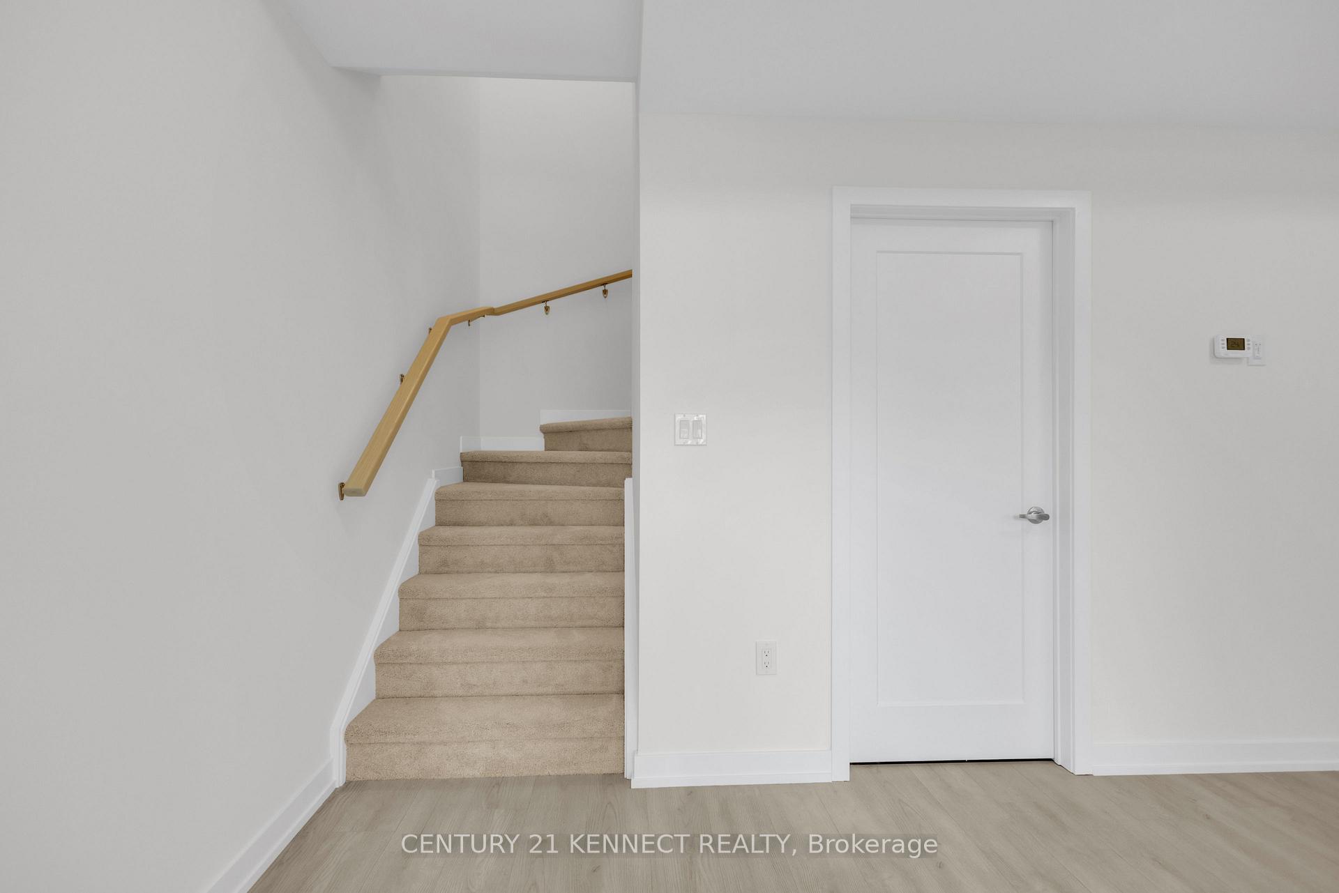 Photo 18 of Unit 82, 42 Lowes Road W, Guelph, Clairfields/Hanlon Business Park — HOMEH