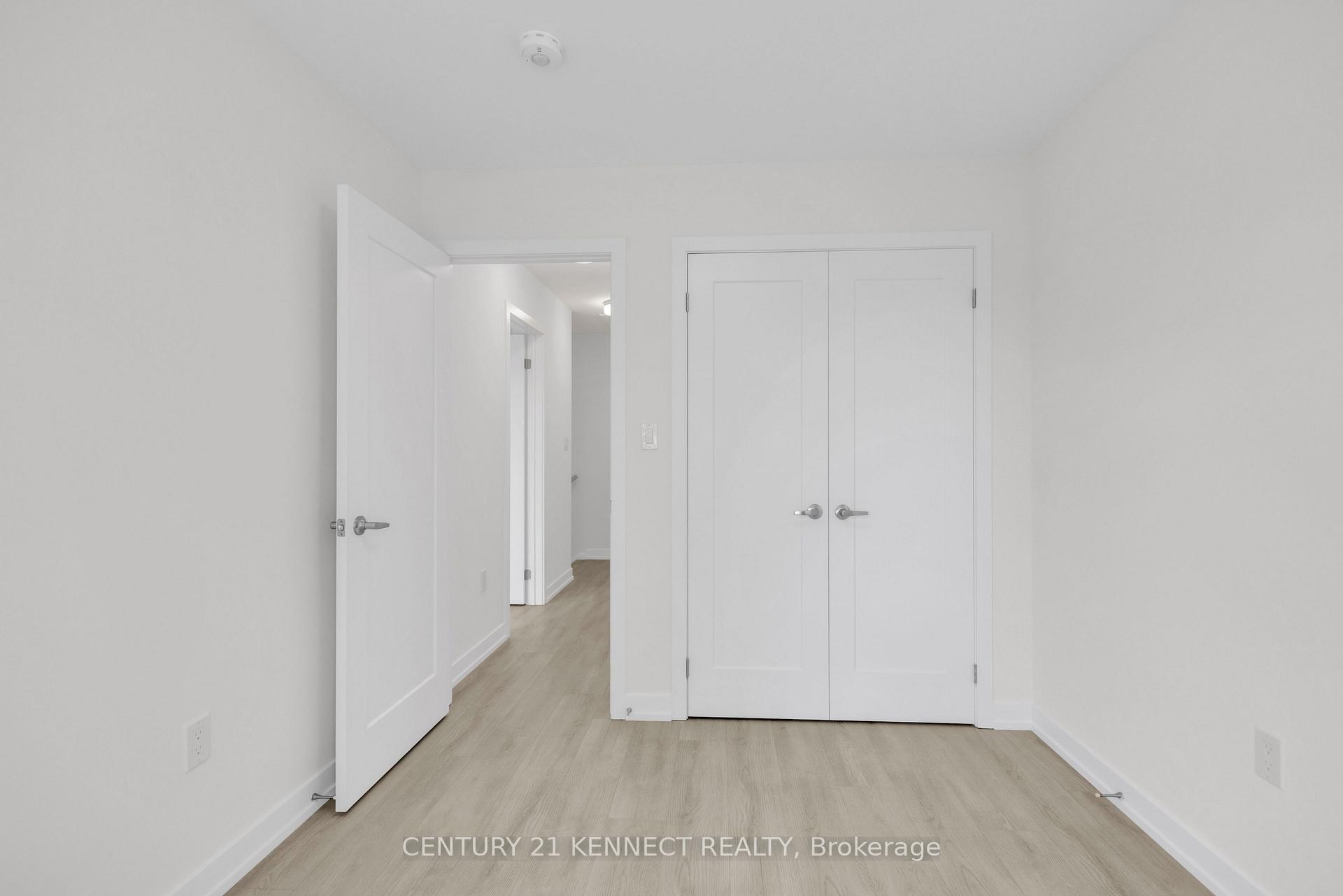Photo 24 of Unit 82, 42 Lowes Road W, Guelph, Clairfields/Hanlon Business Park — HOMEH