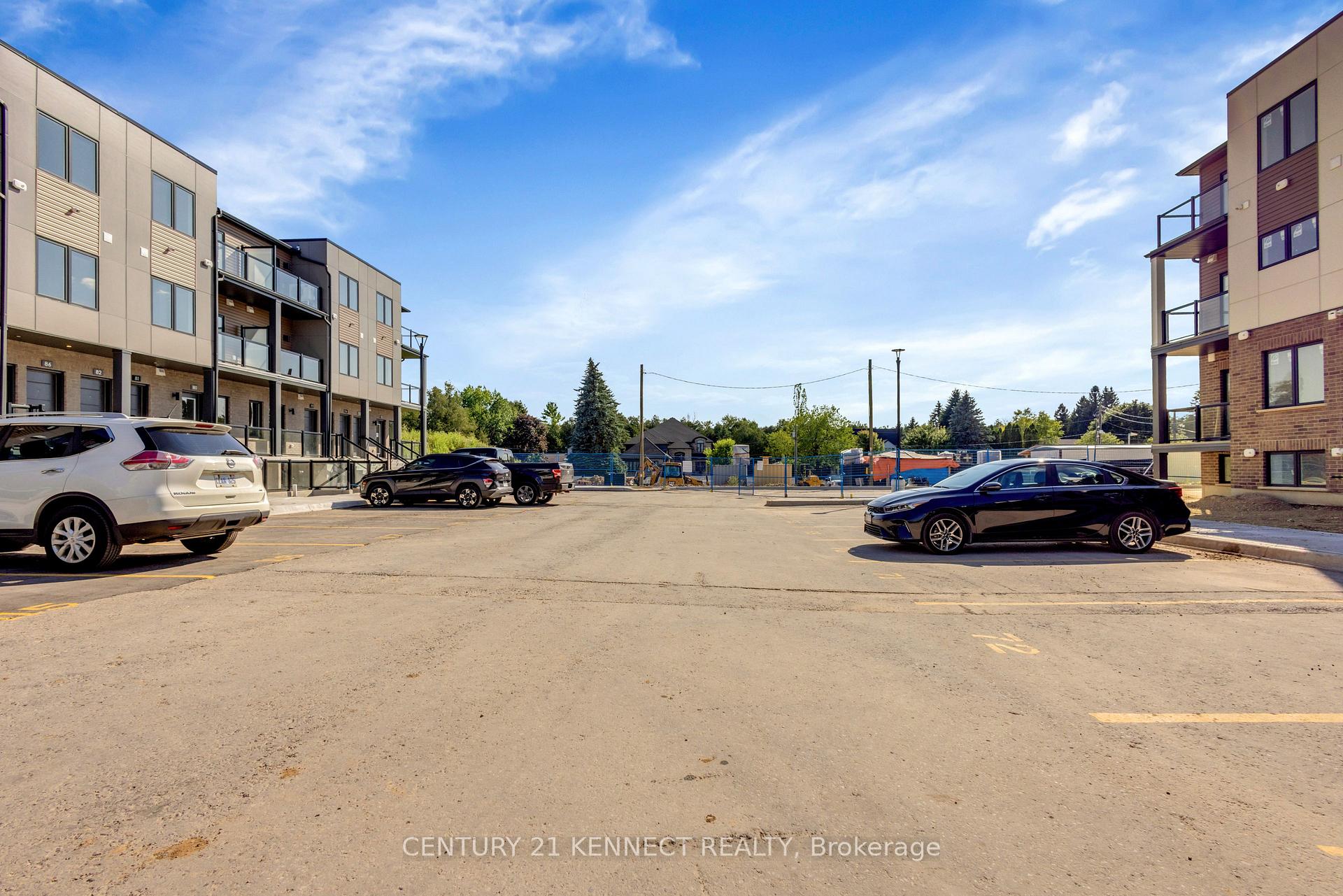 Photo 33 of Unit 82, 42 Lowes Road W, Guelph, Clairfields/Hanlon Business Park — HOMEH