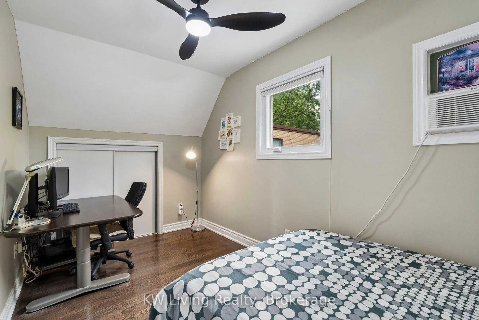 Photo 14 of Unit 2408, 8 Olympic Garden Drive, North York, Newtonbrook East — HOMEH