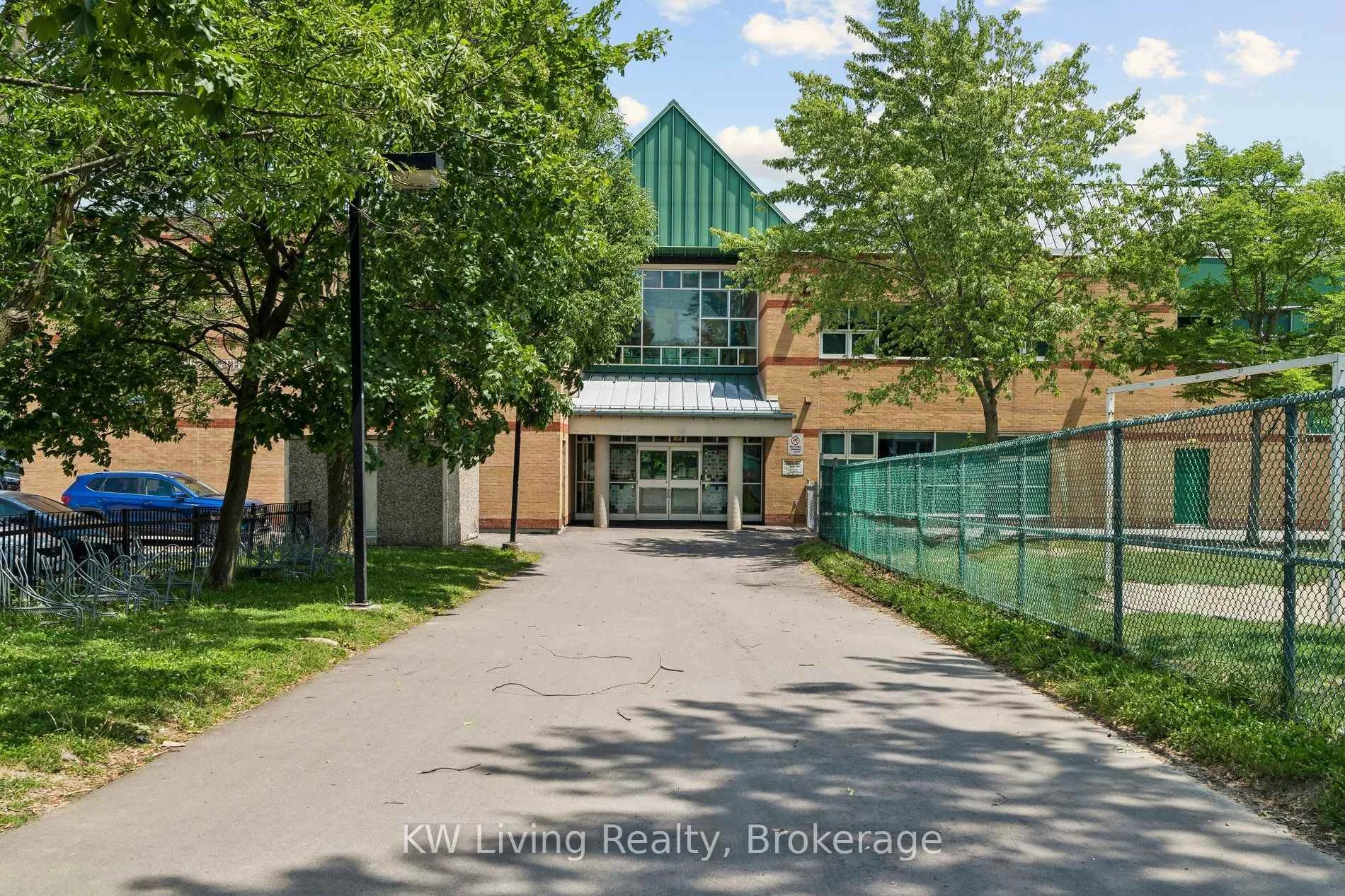 Photo 25 of Unit 2408, 8 Olympic Garden Drive, North York, Newtonbrook East — HOMEH