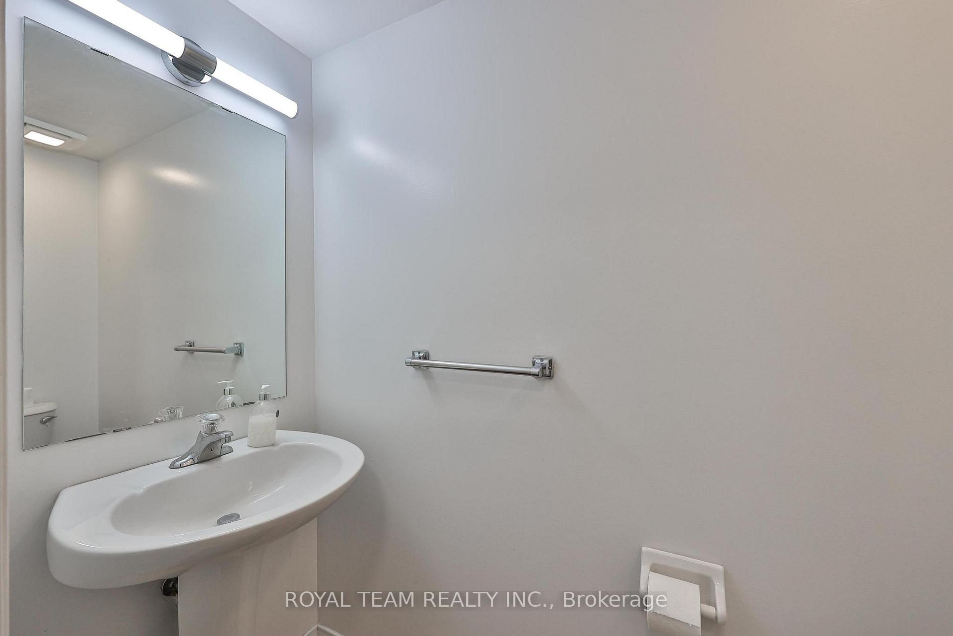 Photo 9 of 11 Jarrett Court, Vaughan, Vellore Village — HOMEH