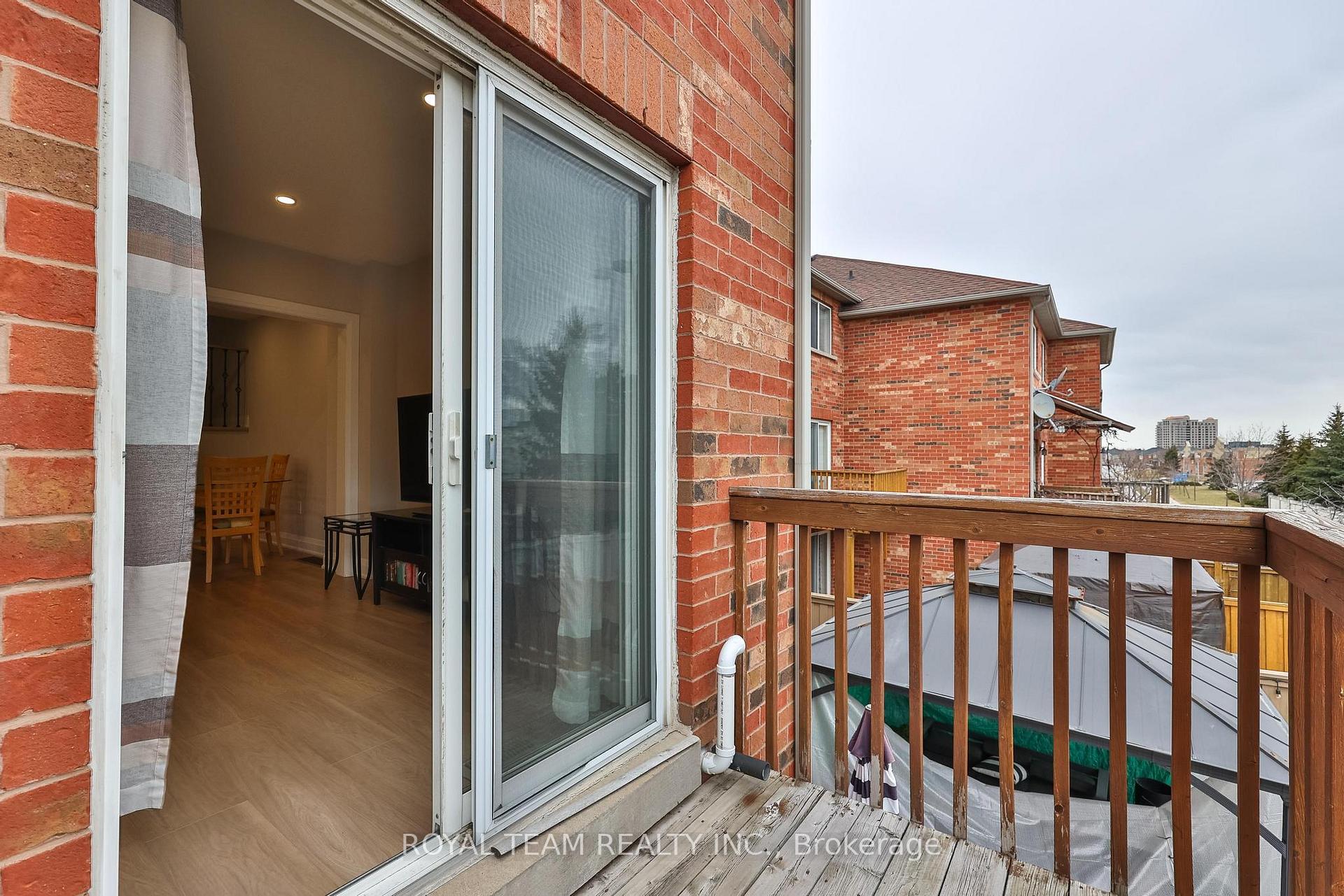 Photo 22 of 11 Jarrett Court, Vaughan, Vellore Village — HOMEH