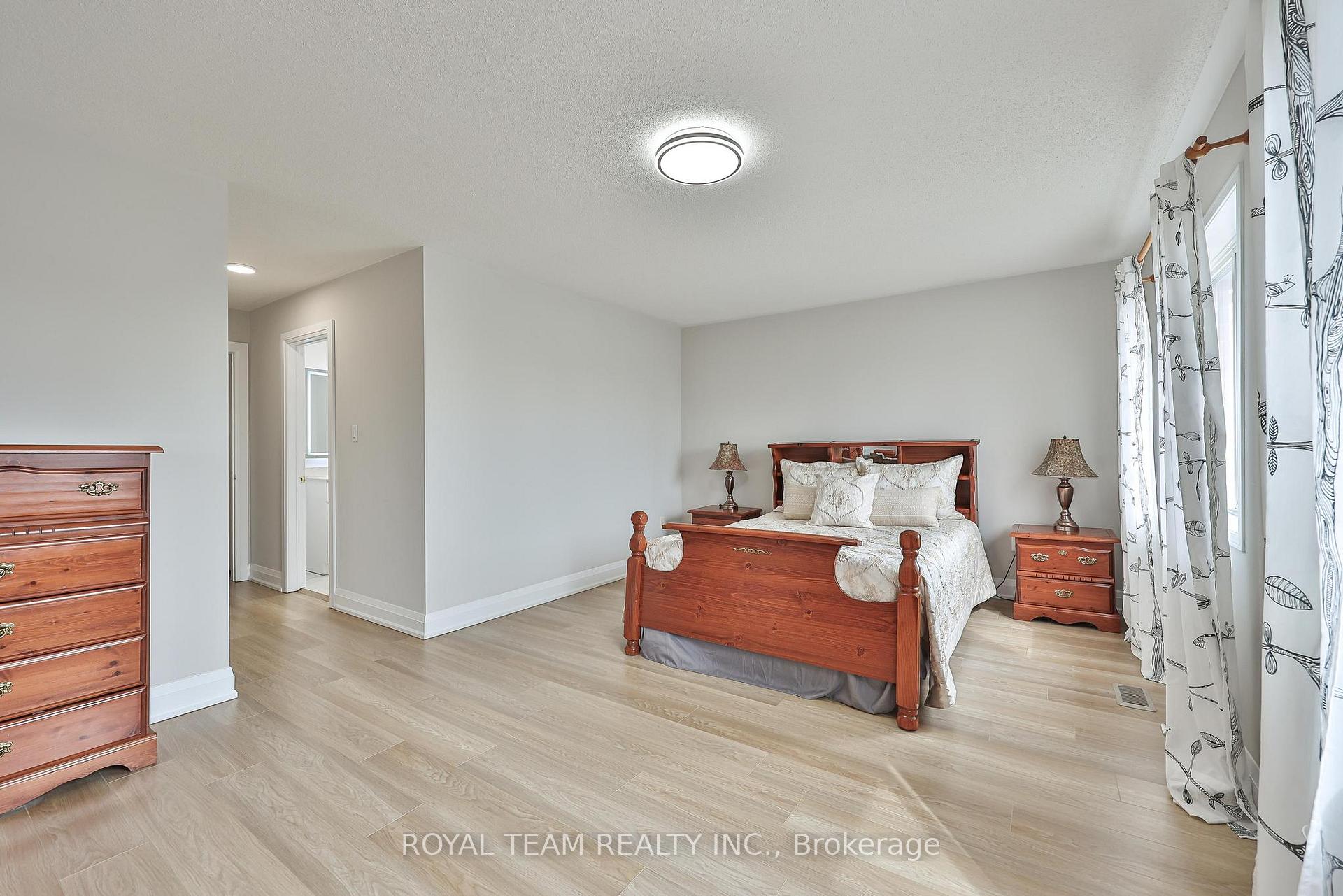 Photo 29 of 11 Jarrett Court, Vaughan, Vellore Village — HOMEH