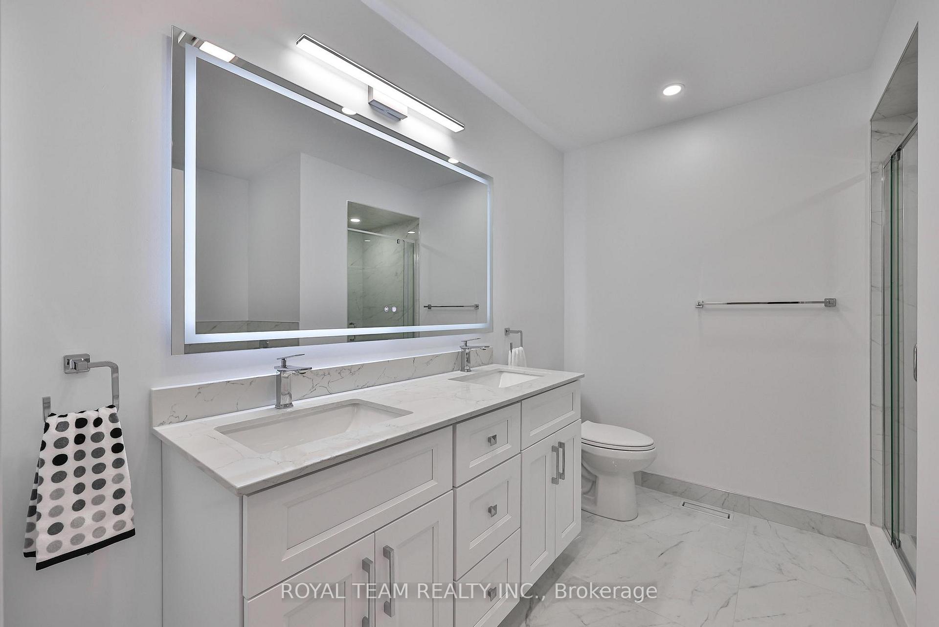 Photo 32 of 11 Jarrett Court, Vaughan, Vellore Village — HOMEH