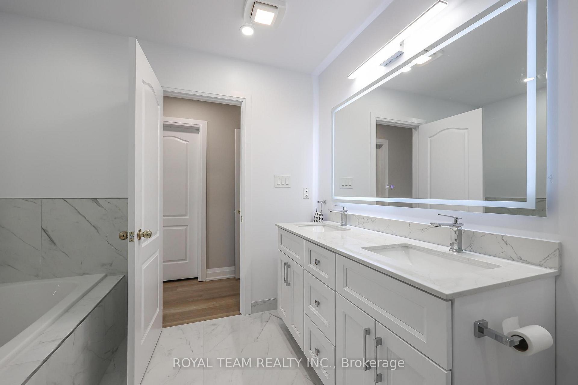Photo 33 of 11 Jarrett Court, Vaughan, Vellore Village — HOMEH