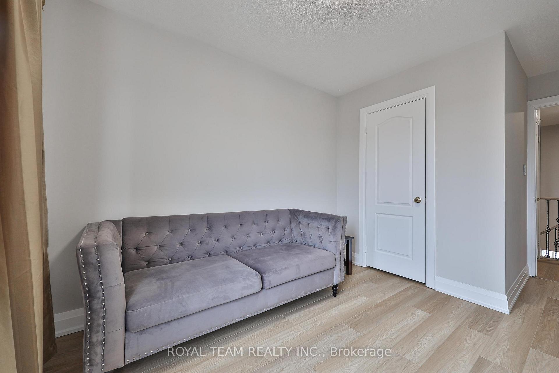 Photo 39 of 11 Jarrett Court, Vaughan, Vellore Village — HOMEH