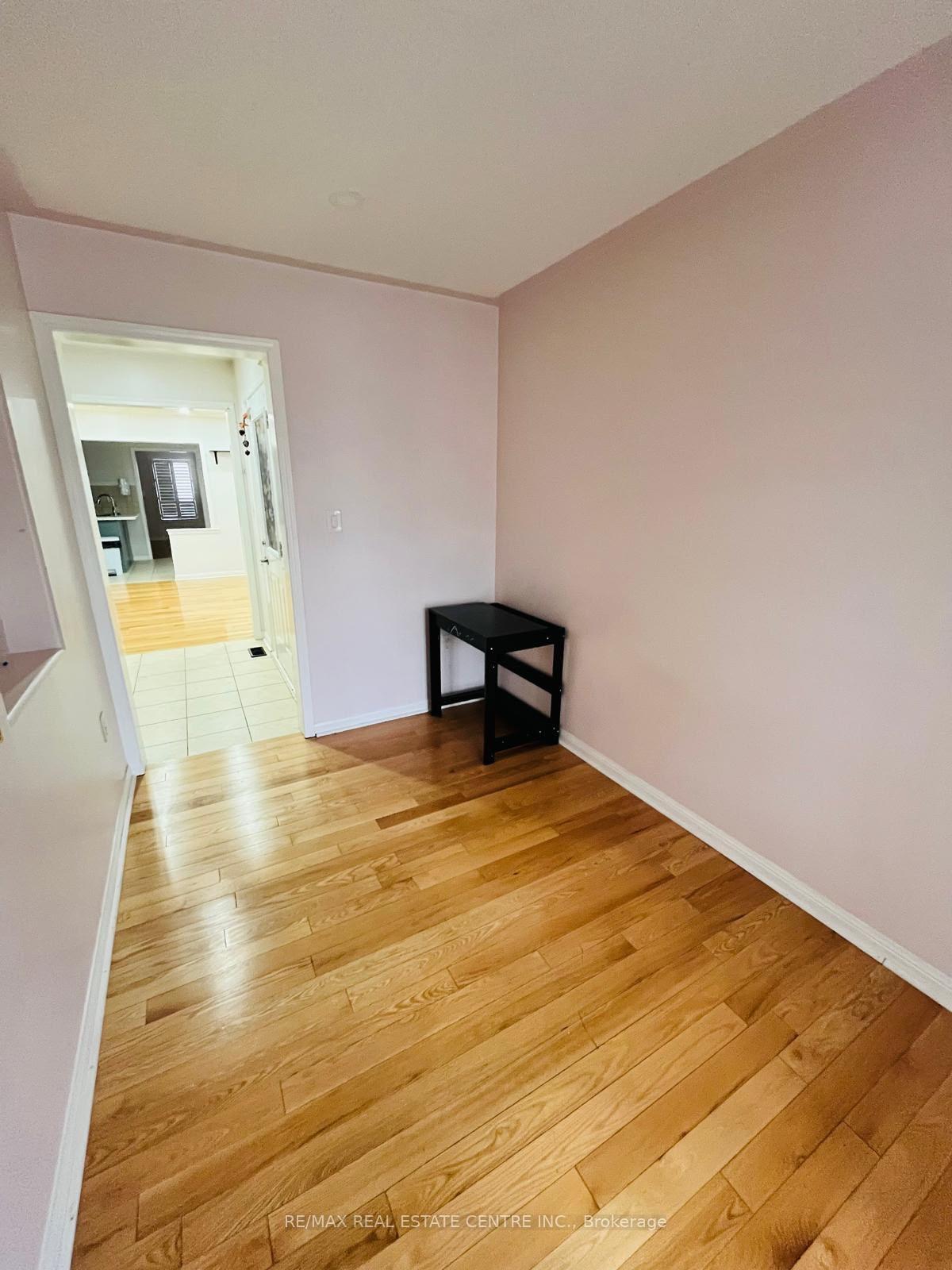 Photo 8 of Unit UPPER LEVEL, 48 Herdwick Street, Brampton, Gore Industrial North — HOMEH
