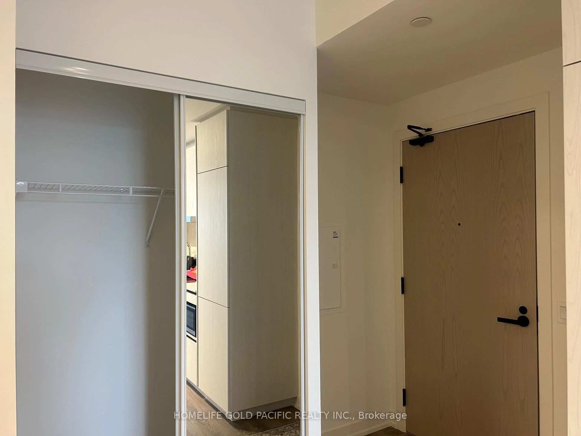 Photo 3 of Unit 3307, 8 Interchange Way, Vaughan, Vaughan Corporate Centre — HOMEH