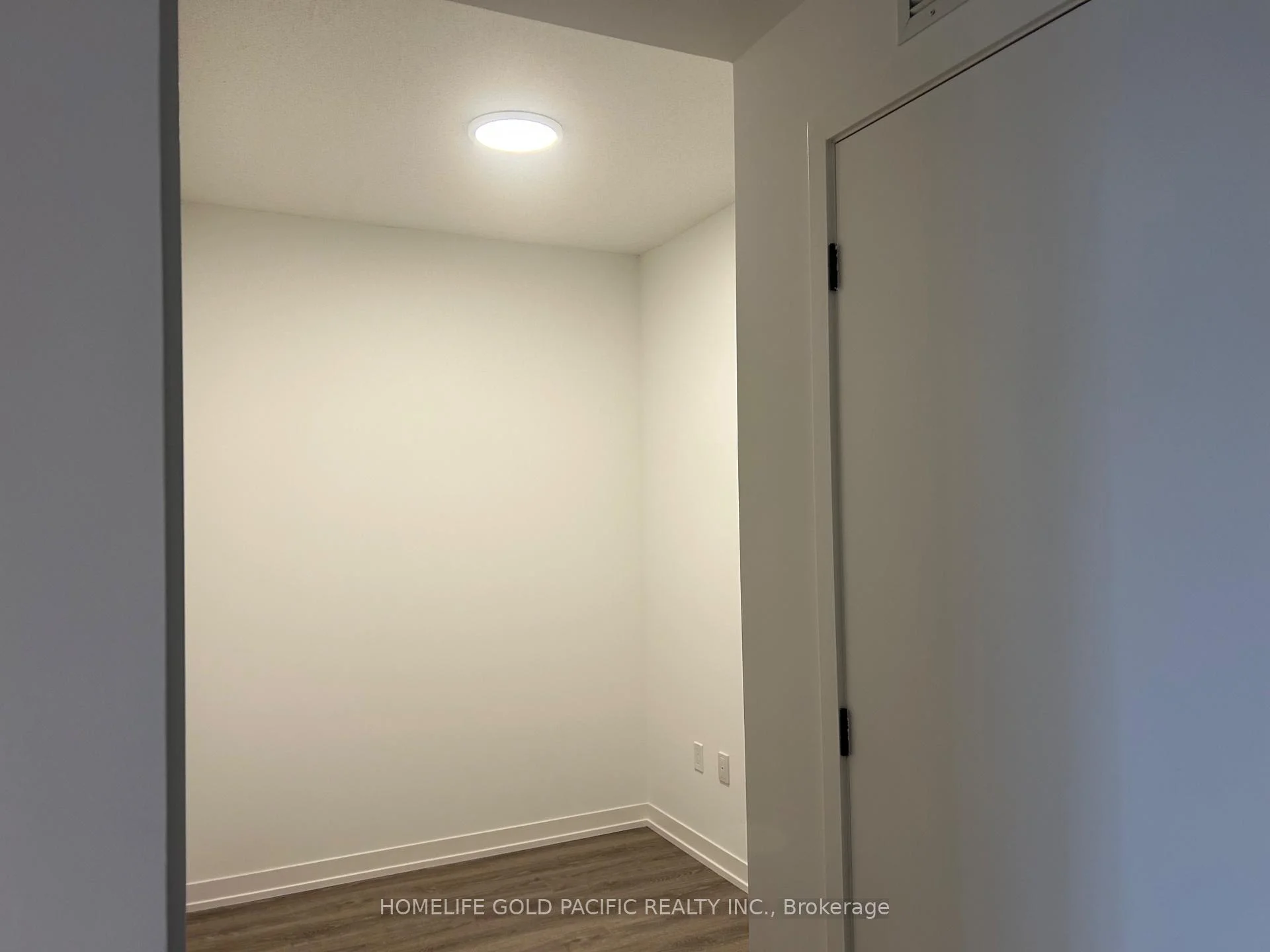 Photo 16 of Unit 3307, 8 Interchange Way, Vaughan, Vaughan Corporate Centre — HOMEH