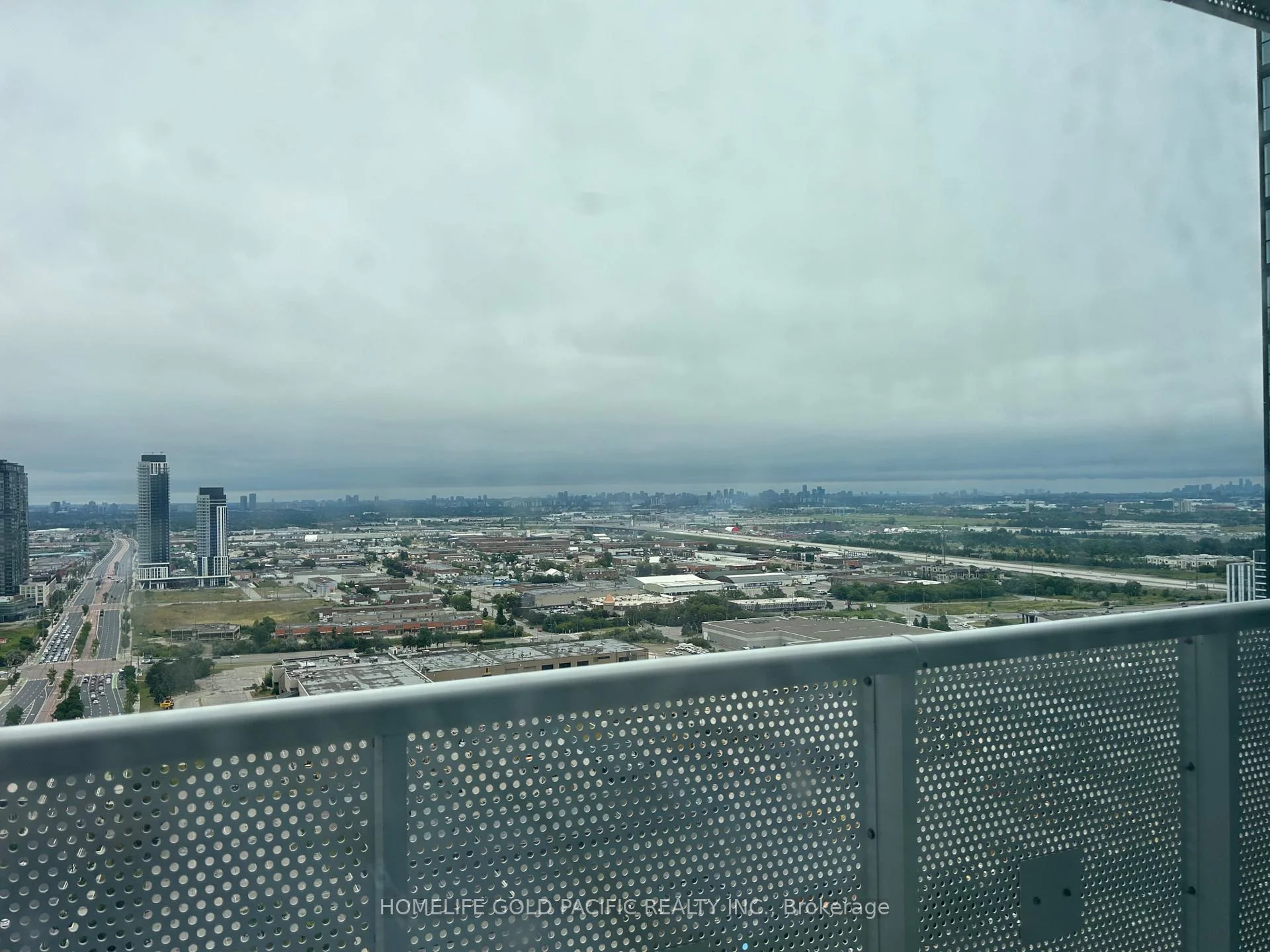 Photo 35 of Unit 3307, 8 Interchange Way, Vaughan, Vaughan Corporate Centre — HOMEH