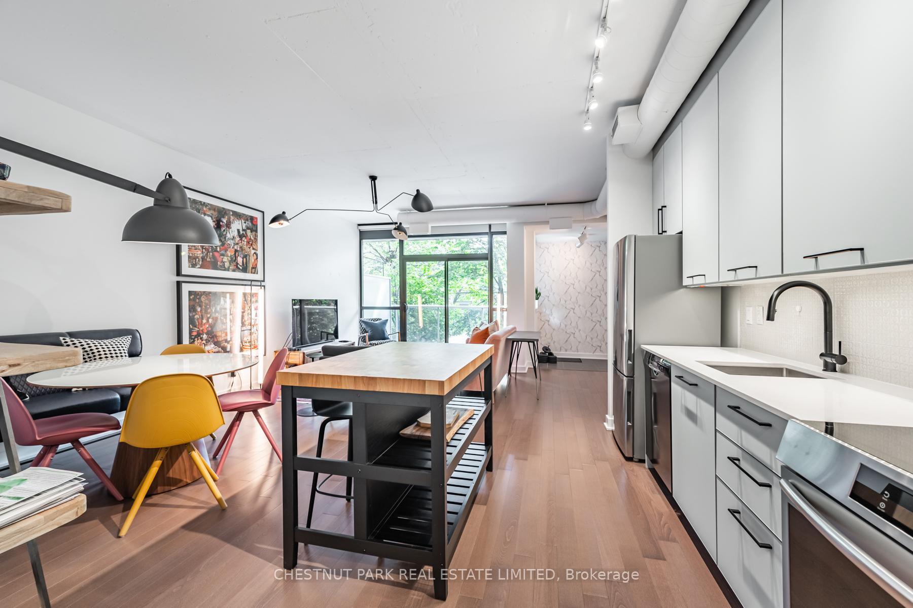 Photo 16 of Unit 221, 64 Niagara Street, Toronto, Niagara — HOMEH