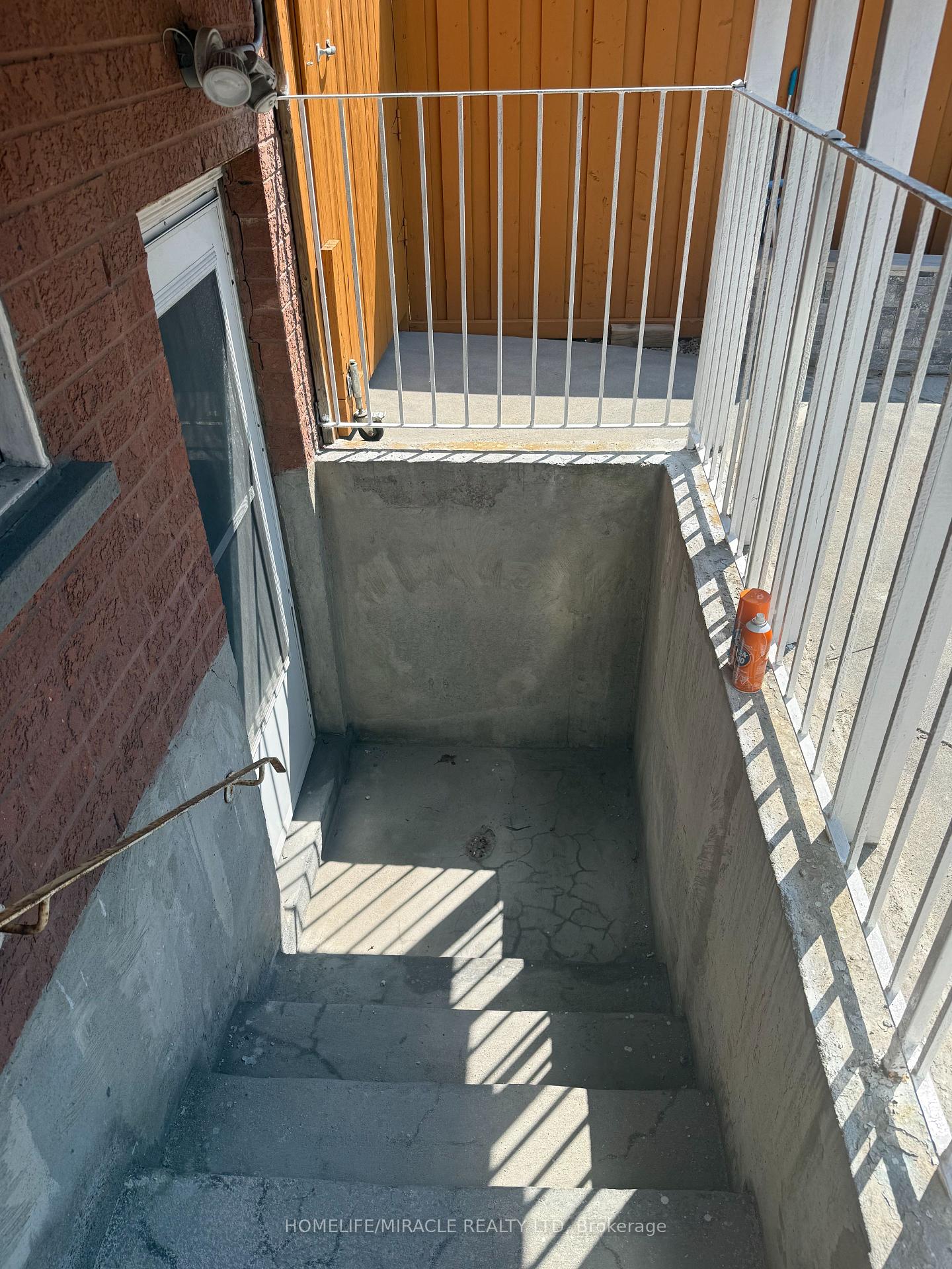 Photo 8 of Unit Basement, 129 Upper Humber Drive, Etobicoke, West Humber-Clairville — HOMEH