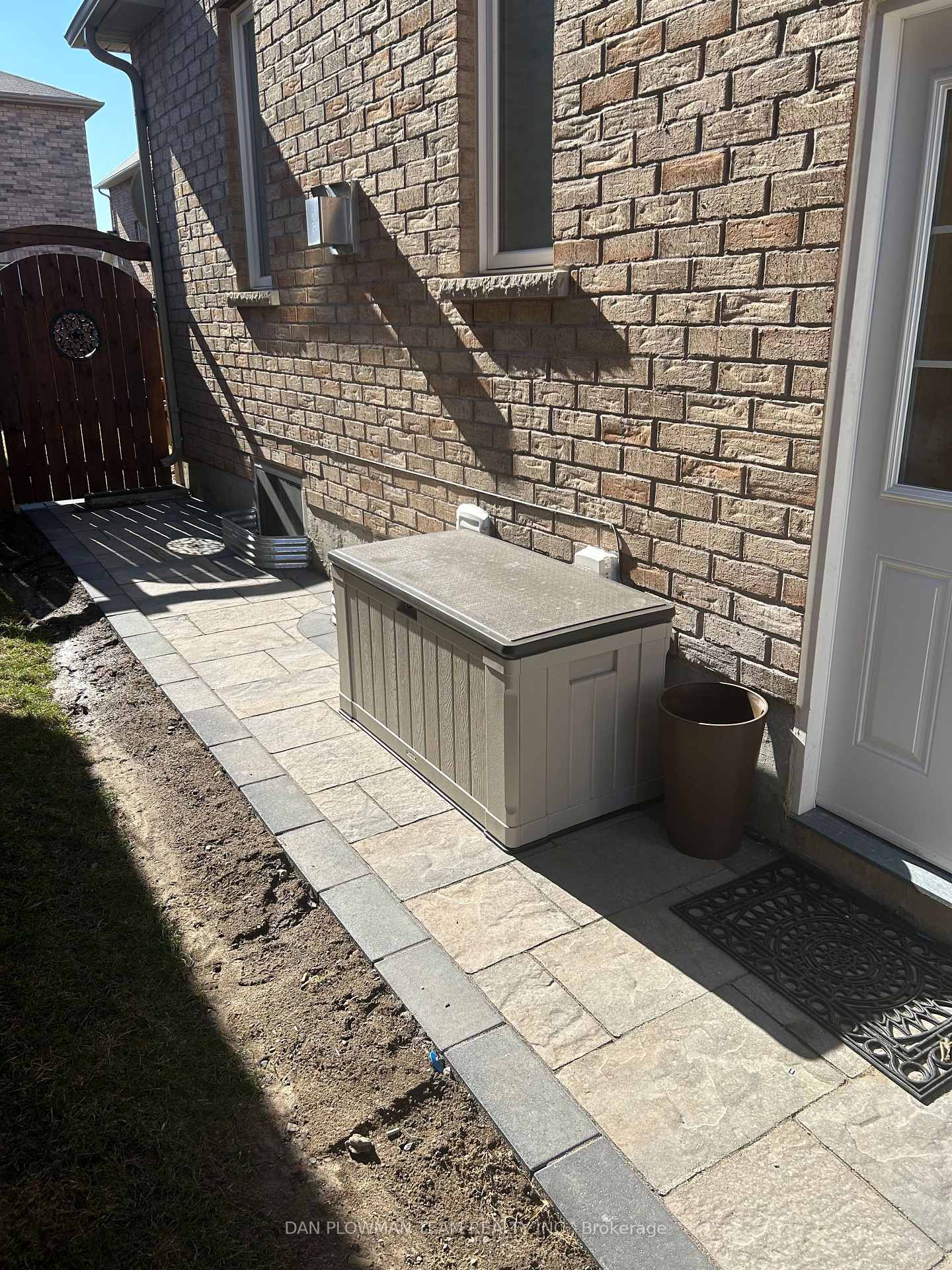 Photo 4 of Unit Bsmt, 25 Roma Drive, Whitby, Williamsburg — HOMEH
