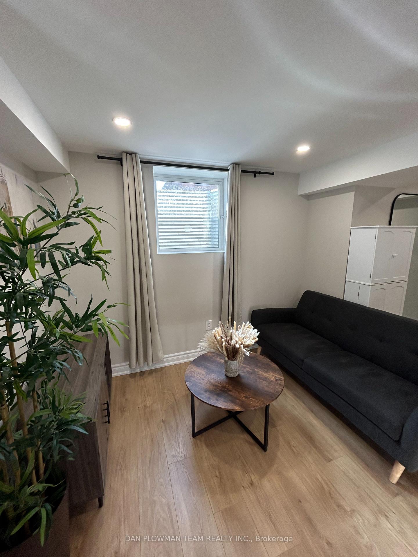 Photo 8 of Unit Bsmt, 25 Roma Drive, Whitby, Williamsburg — HOMEH