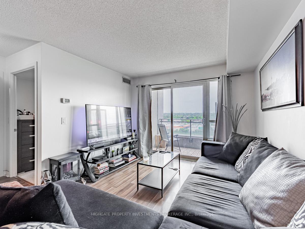 Photo 15 of Unit 907, 1235 Bayly Street, Pickering, Bay Ridges — HOMEH