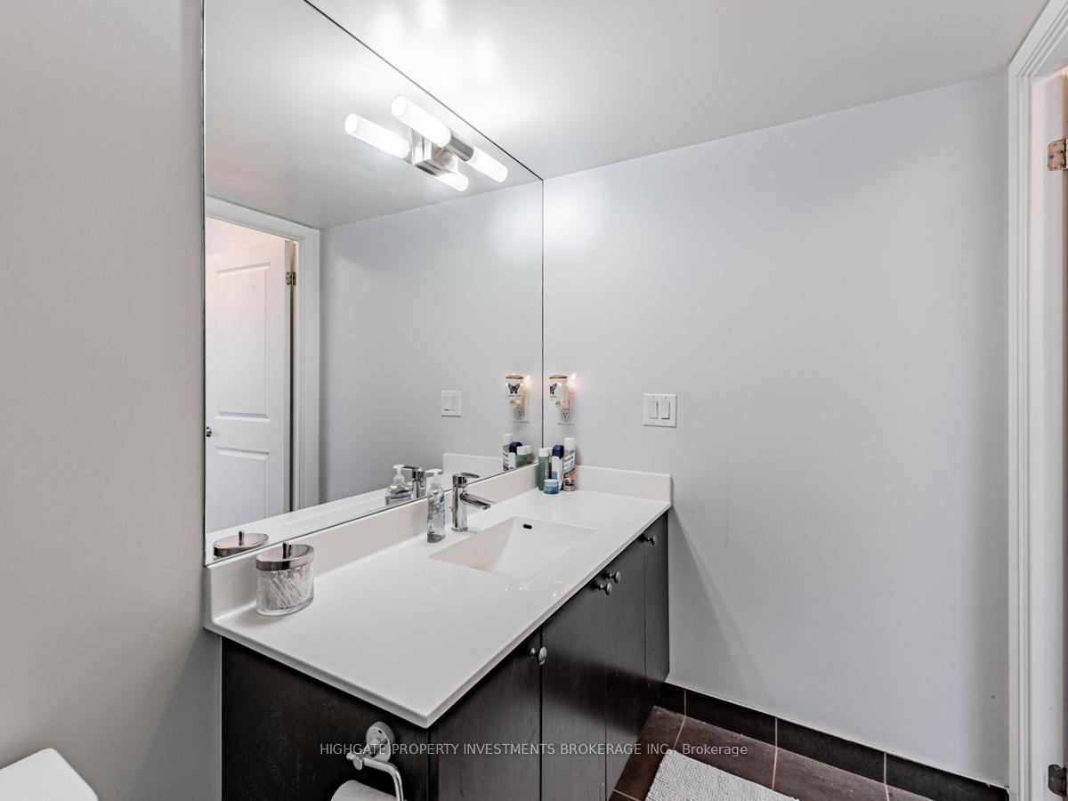 Photo 24 of Unit 907, 1235 Bayly Street, Pickering, Bay Ridges — HOMEH