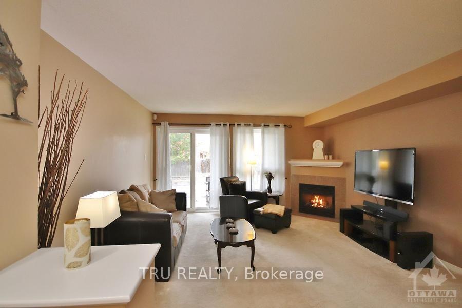 Photo 6 of 835 Longfields Drive, Ottawa, Barrhaven - Longfields — HOMEH