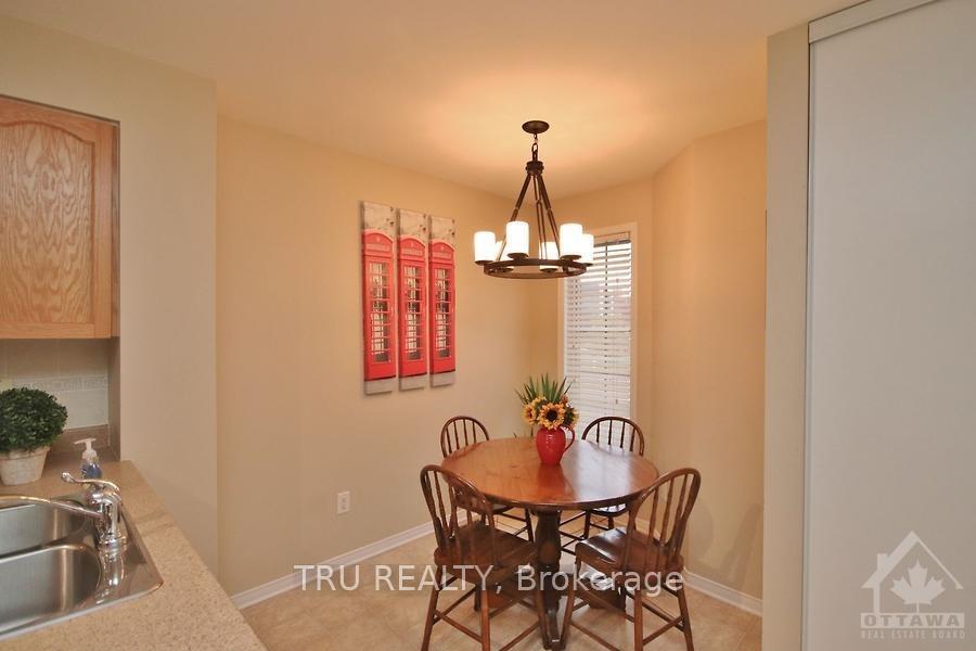 Photo 14 of 835 Longfields Drive, Ottawa, Barrhaven - Longfields — HOMEH
