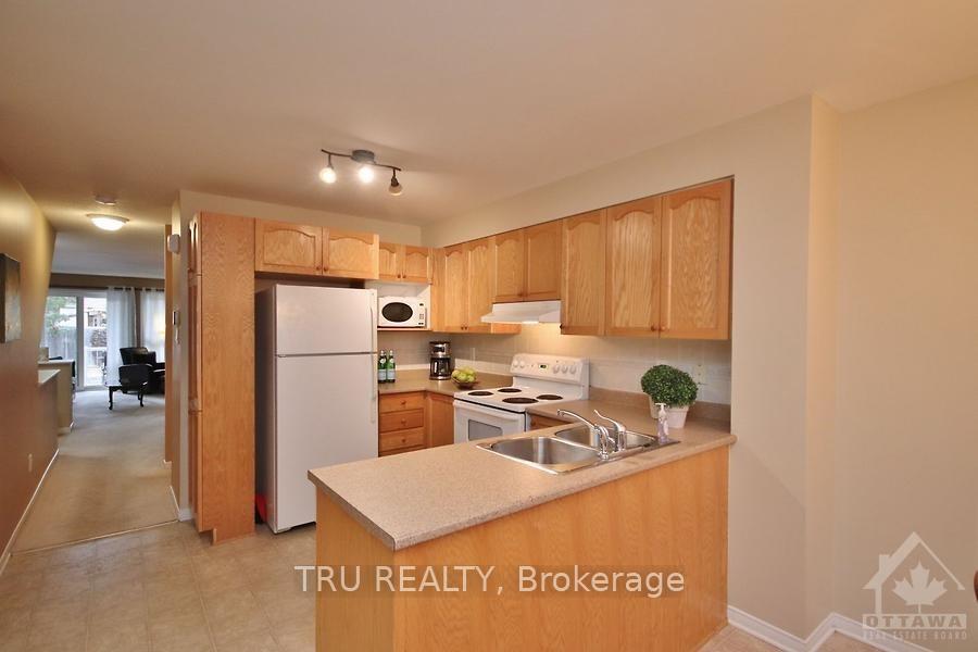 Photo 15 of 835 Longfields Drive, Ottawa, Barrhaven - Longfields — HOMEH