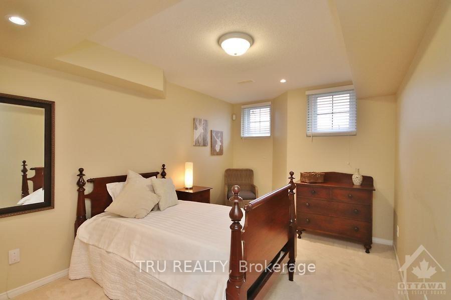 Photo 19 of 835 Longfields Drive, Ottawa, Barrhaven - Longfields — HOMEH