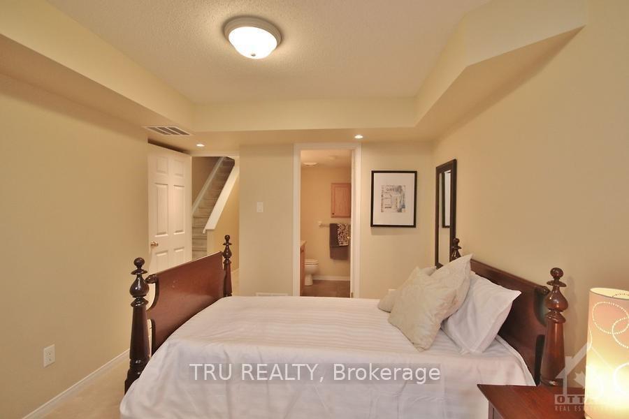 Photo 20 of 835 Longfields Drive, Ottawa, Barrhaven - Longfields — HOMEH