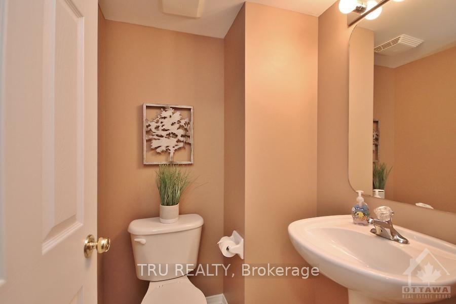 Photo 24 of 835 Longfields Drive, Ottawa, Barrhaven - Longfields — HOMEH