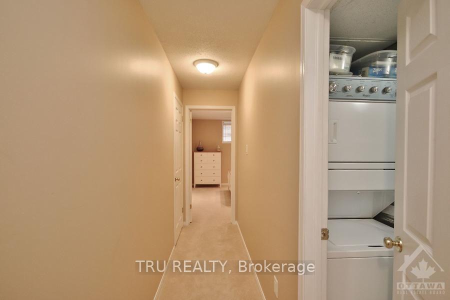 Photo 25 of 835 Longfields Drive, Ottawa, Barrhaven - Longfields — HOMEH