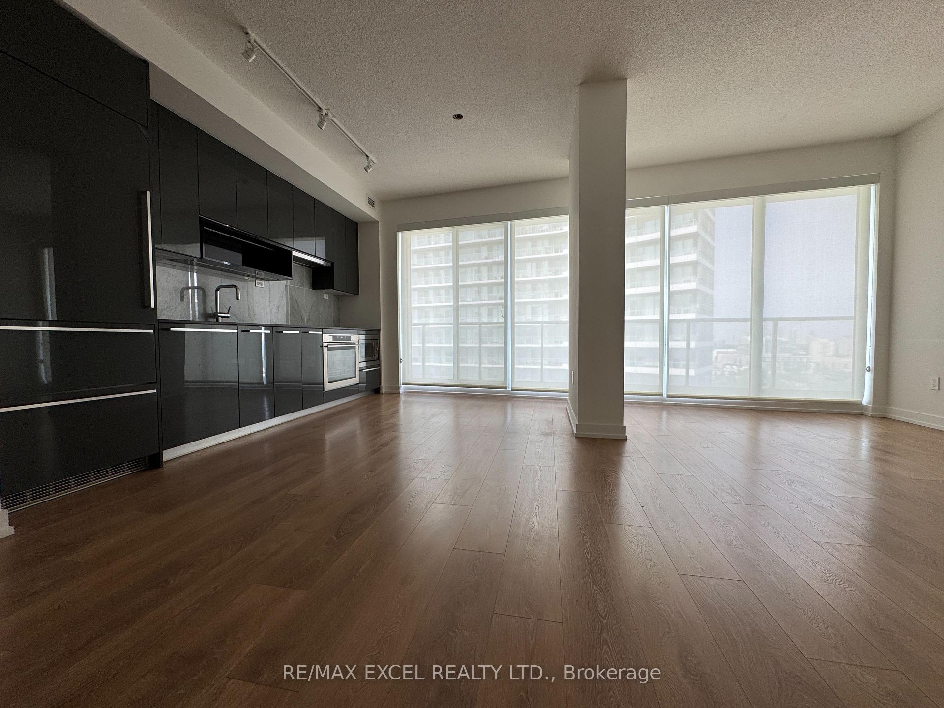 Photo 10 of Unit 3106, 117 Mcmahon Drive, North York, Bayview Village — HOMEH