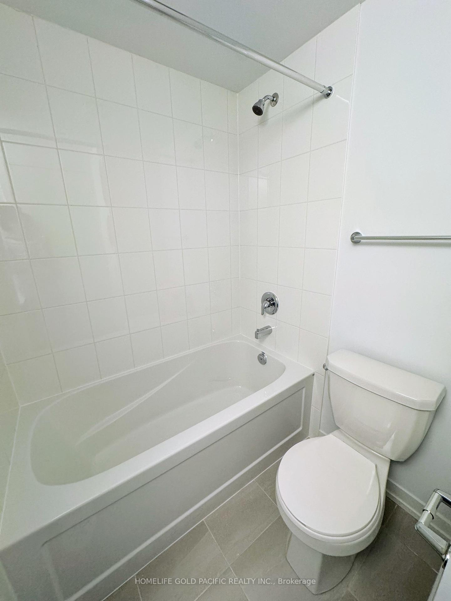 Photo 30 of 5 Spruce Pines Crescent, North York, Victoria Village — HOMEH