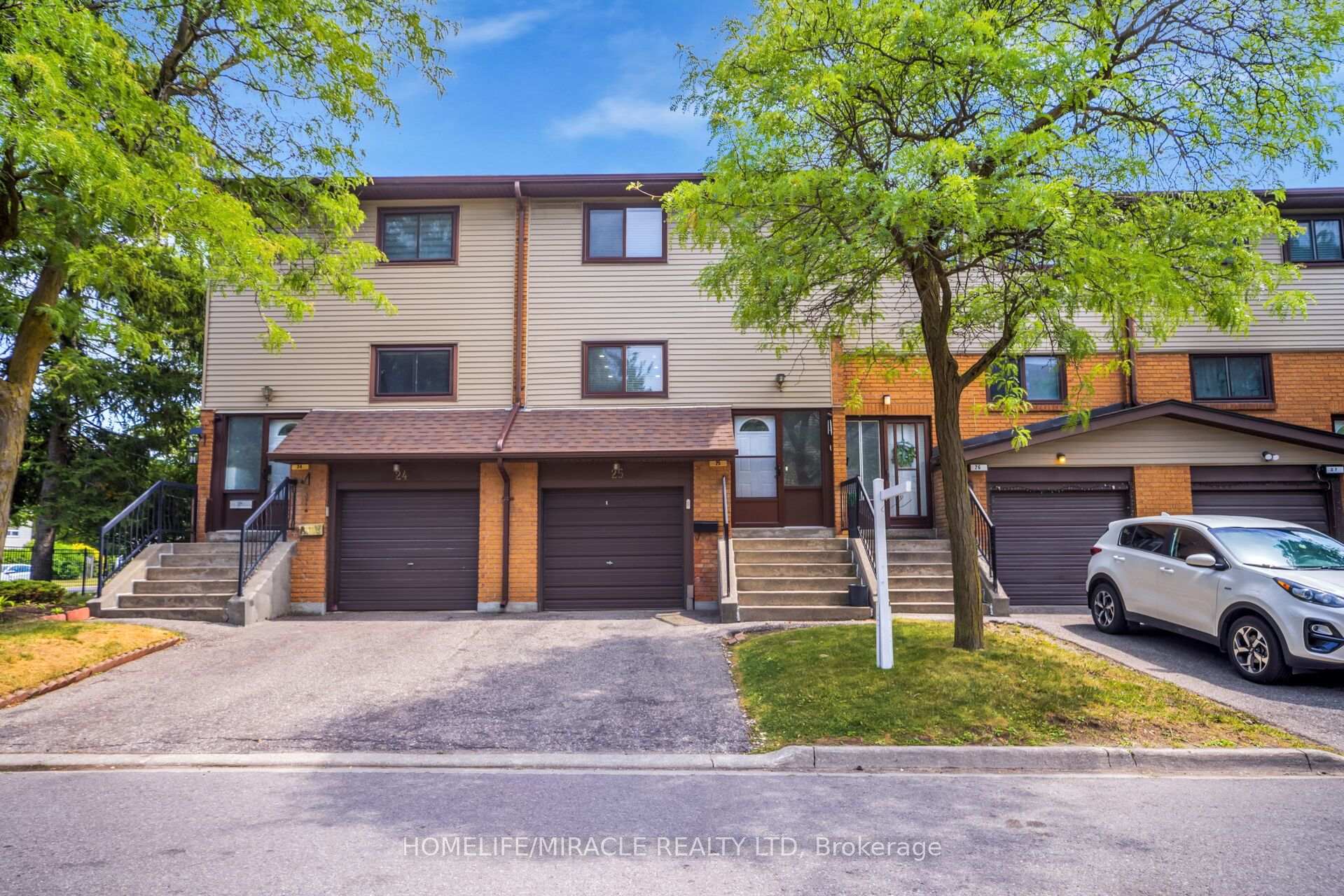 Photo 1 of 25 Carleton Place, Brampton, Bramalea West Industrial — HOMEH