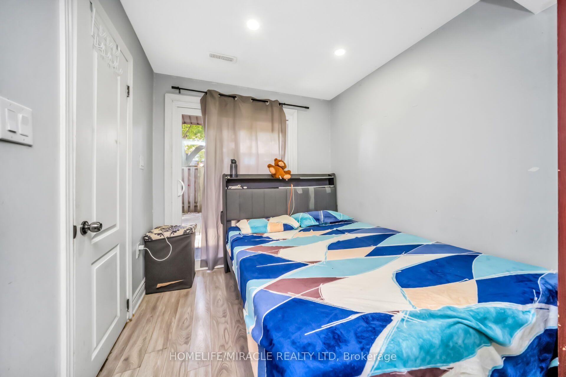 Photo 34 of 25 Carleton Place, Brampton, Bramalea West Industrial — HOMEH