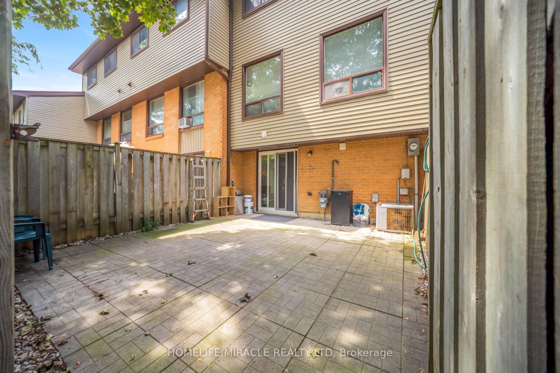 Photo 39 of 25 Carleton Place, Brampton, Bramalea West Industrial — HOMEH