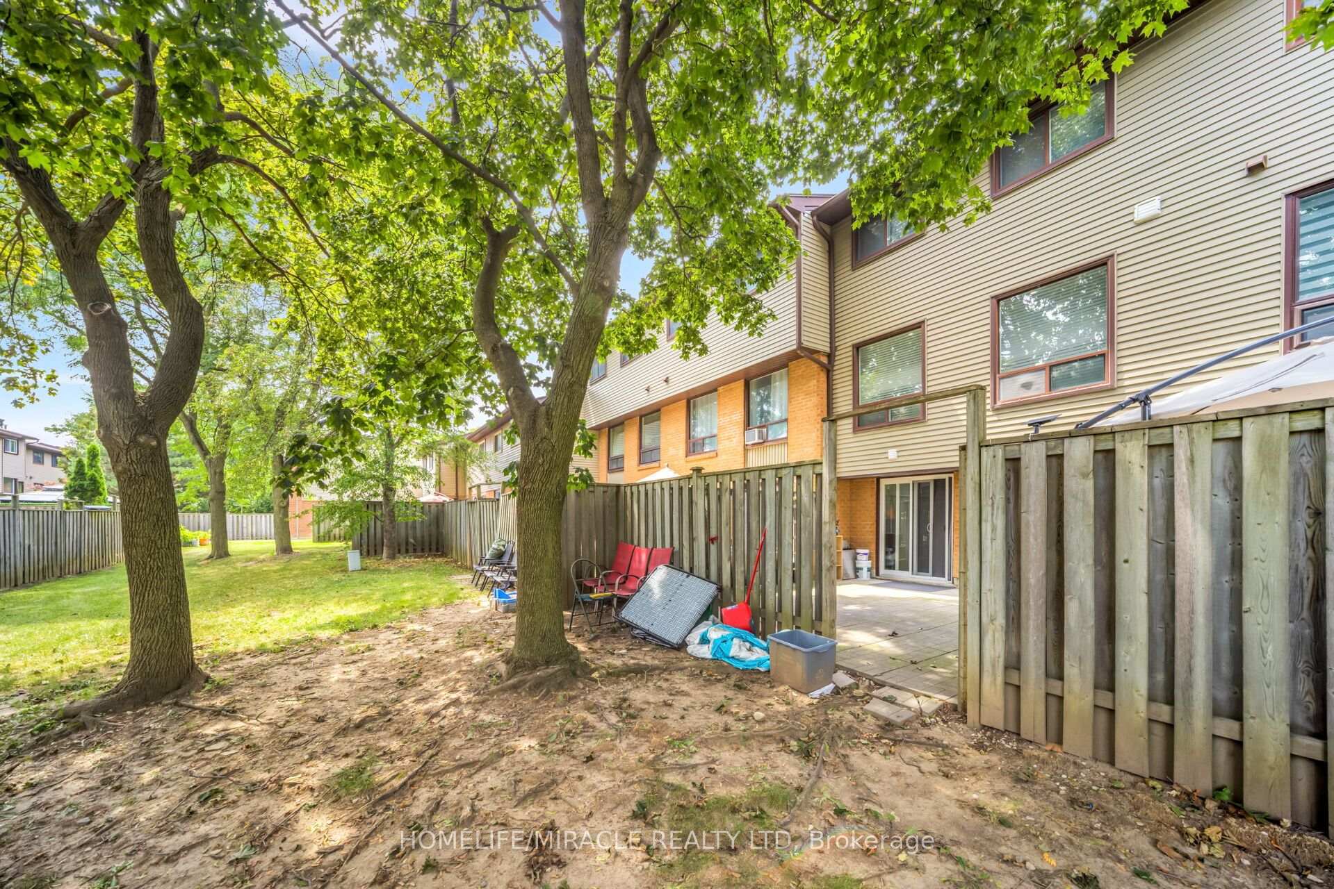 Photo 40 of 25 Carleton Place, Brampton, Bramalea West Industrial — HOMEH