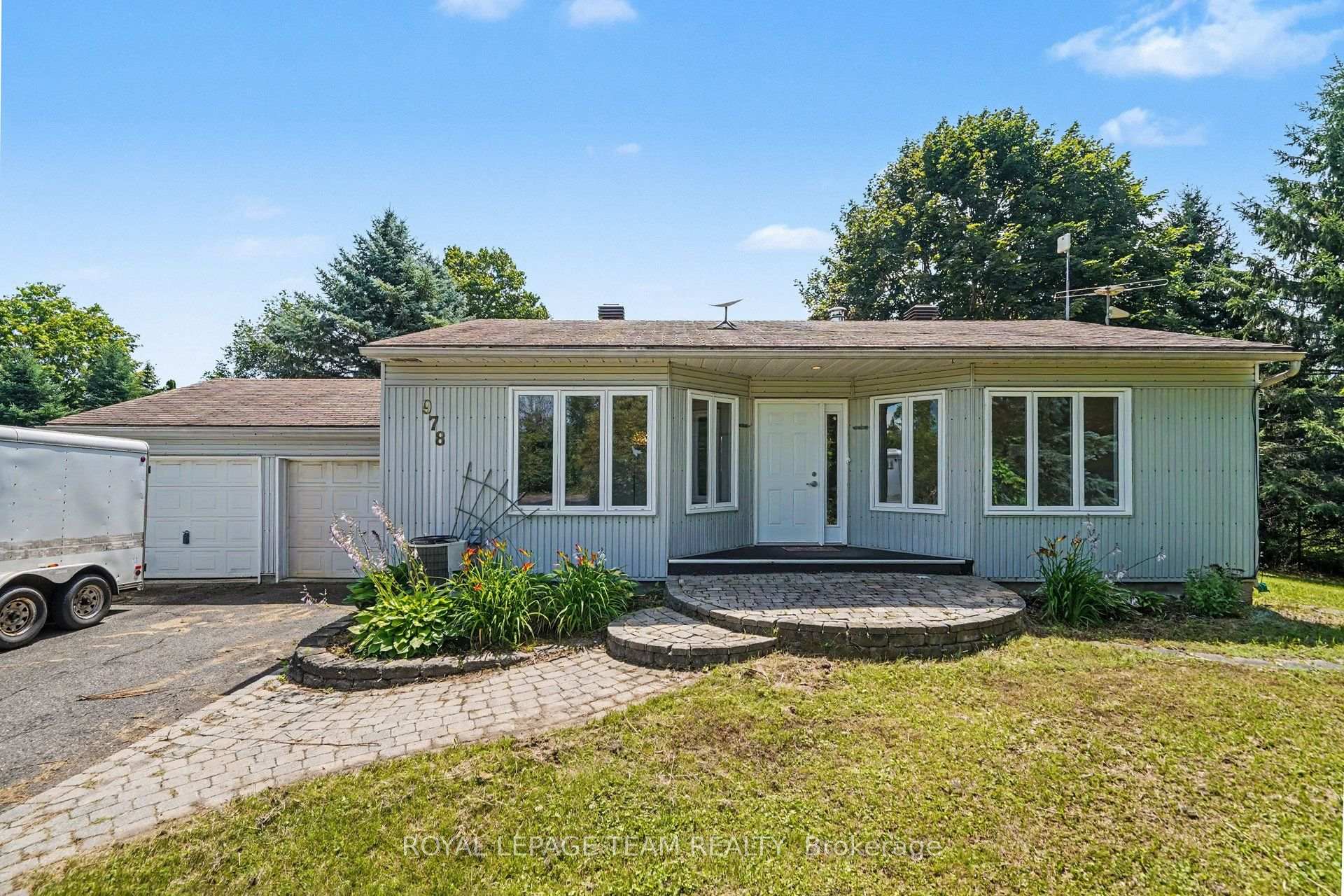Photo 1 of 978 Rideau Road, Ottawa, Riverside South/Gloucester Glen — HOMEH