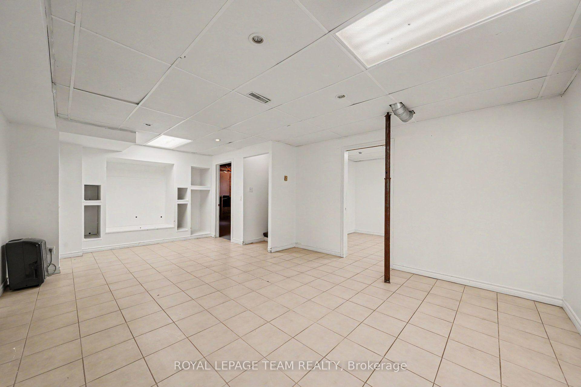 Photo 12 of 978 Rideau Road, Ottawa, Riverside South/Gloucester Glen — HOMEH