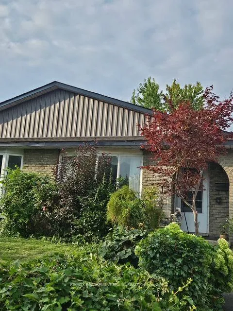 Photo 2 of 97 Guildwood Drive, Hamilton, Gurnett — HOMEH
