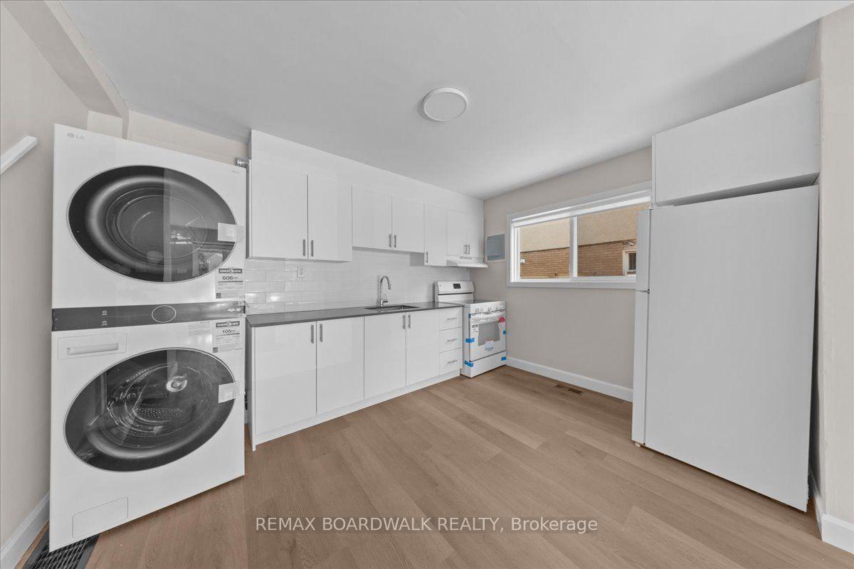 Photo 12 of 999 Meadowlands Drive, Ottawa, Carleton Square — HOMEH