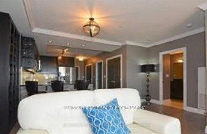 Photo 10 of Unit 813, 240 Villagewalk Boulevard, London, North R — HOMEH