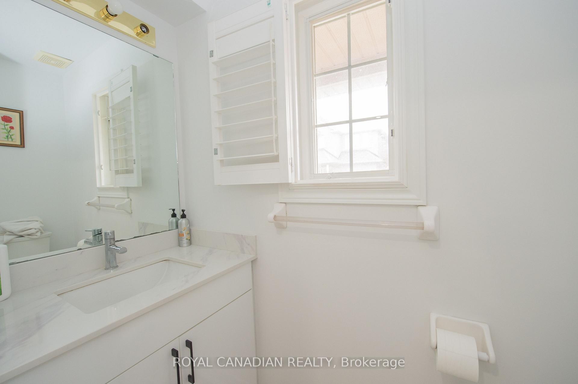 Photo 17 of Unit 13, 78 Peachwood Crescent, Hamilton, Stoney Creek — HOMEH