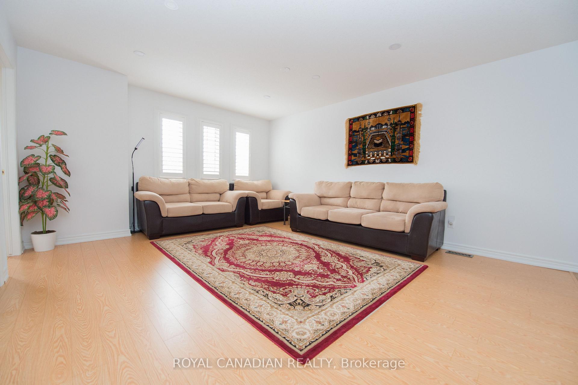Photo 19 of Unit 13, 78 Peachwood Crescent, Hamilton, Stoney Creek — HOMEH
