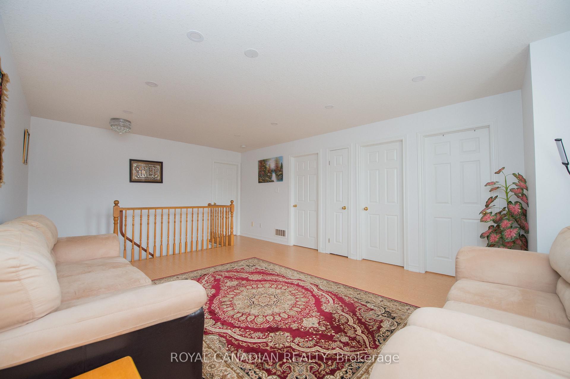 Photo 20 of Unit 13, 78 Peachwood Crescent, Hamilton, Stoney Creek — HOMEH