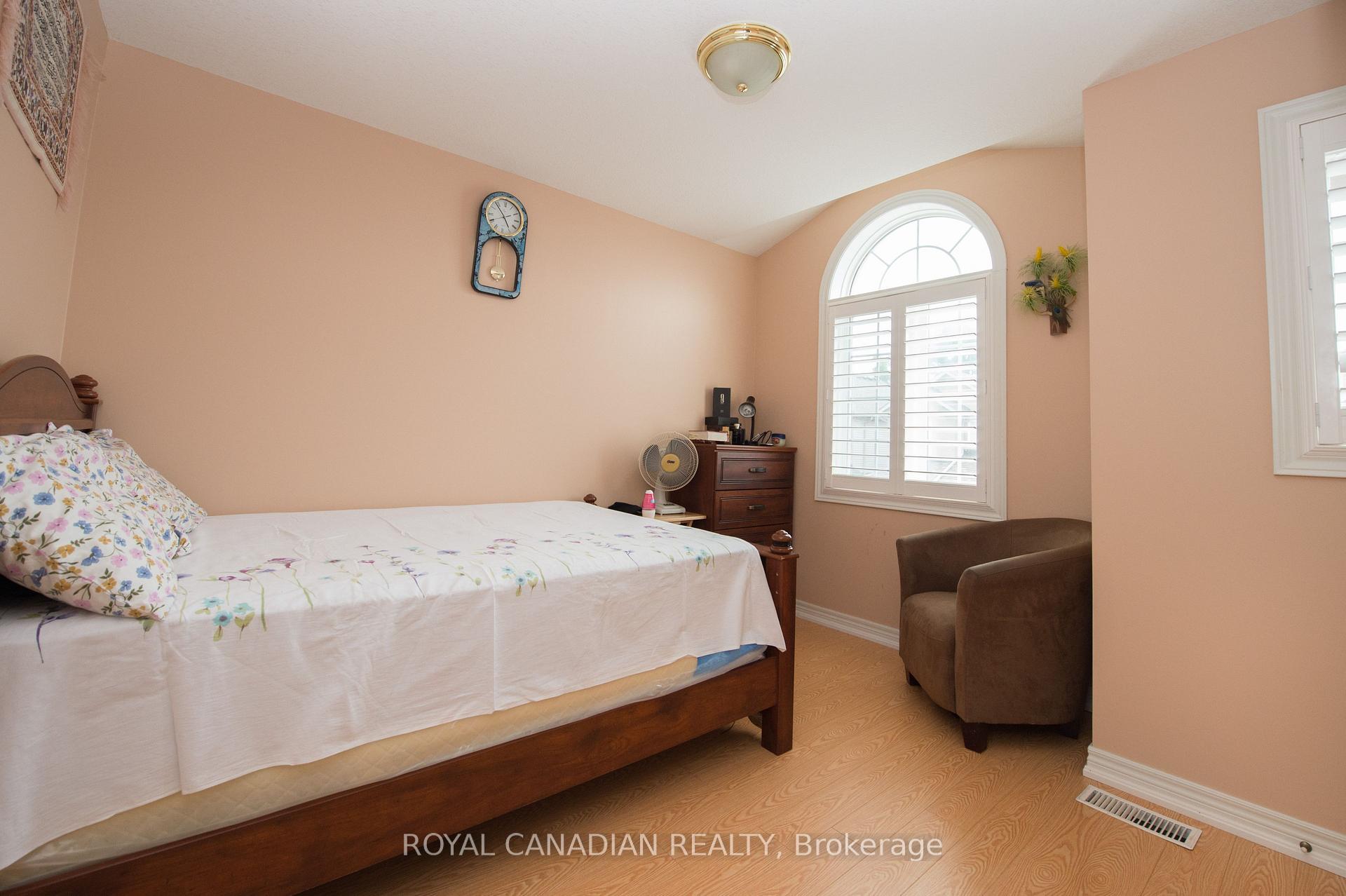 Photo 22 of Unit 13, 78 Peachwood Crescent, Hamilton, Stoney Creek — HOMEH