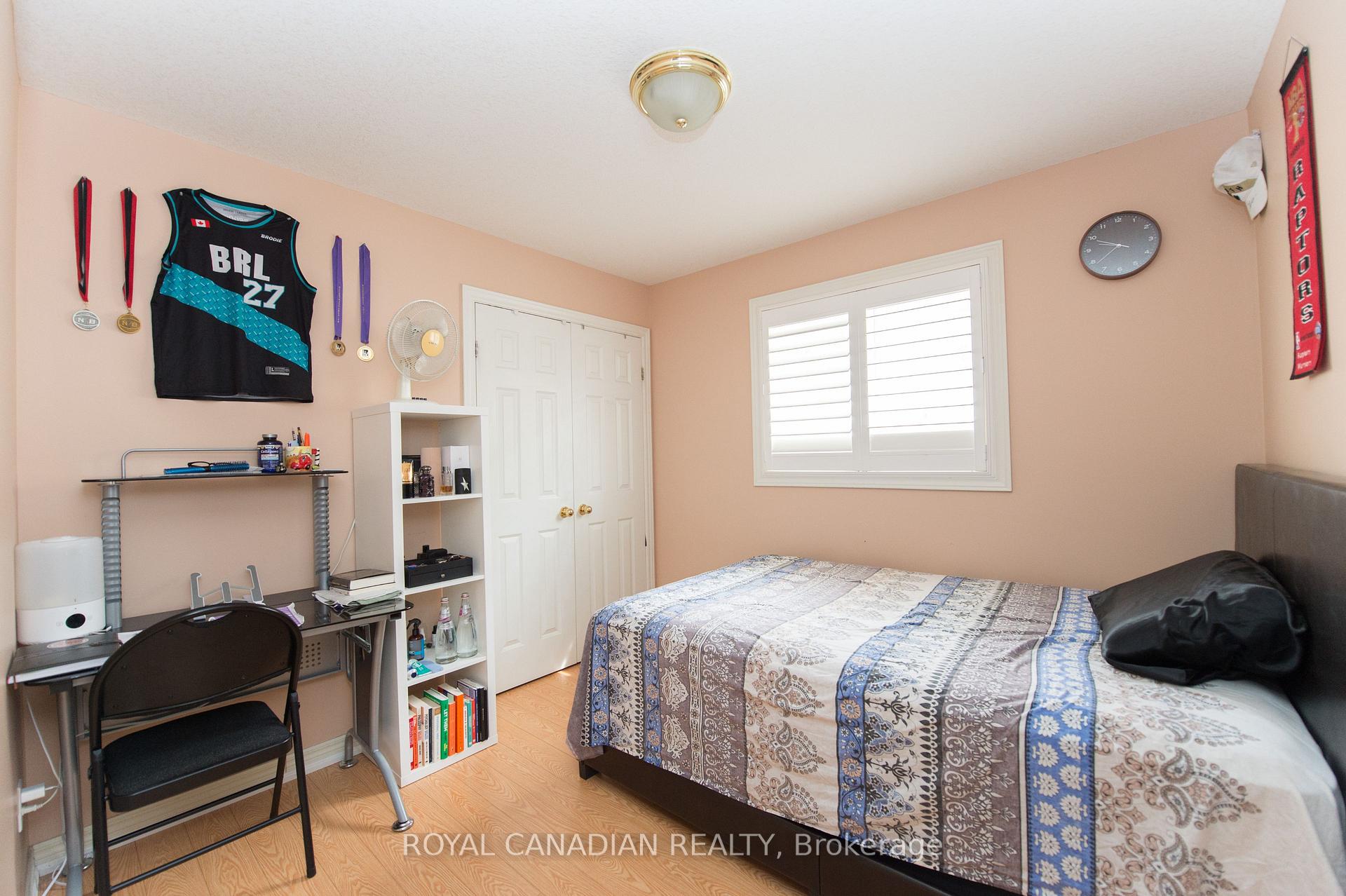 Photo 25 of Unit 13, 78 Peachwood Crescent, Hamilton, Stoney Creek — HOMEH
