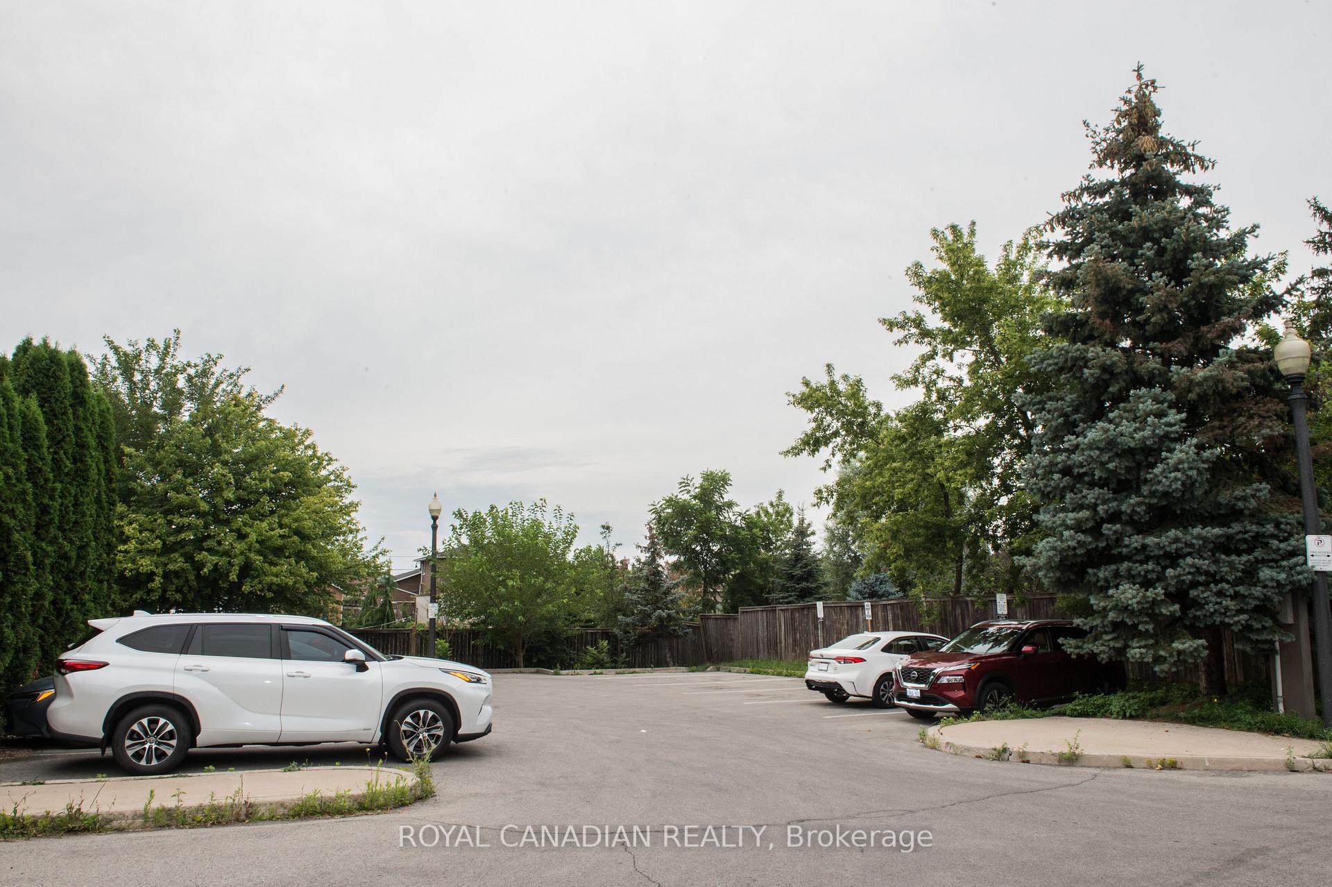 Photo 42 of Unit 13, 78 Peachwood Crescent, Hamilton, Stoney Creek — HOMEH