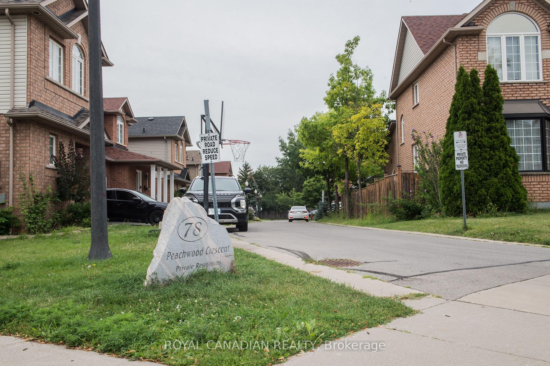 Photo 43 of Unit 13, 78 Peachwood Crescent, Hamilton, Stoney Creek — HOMEH