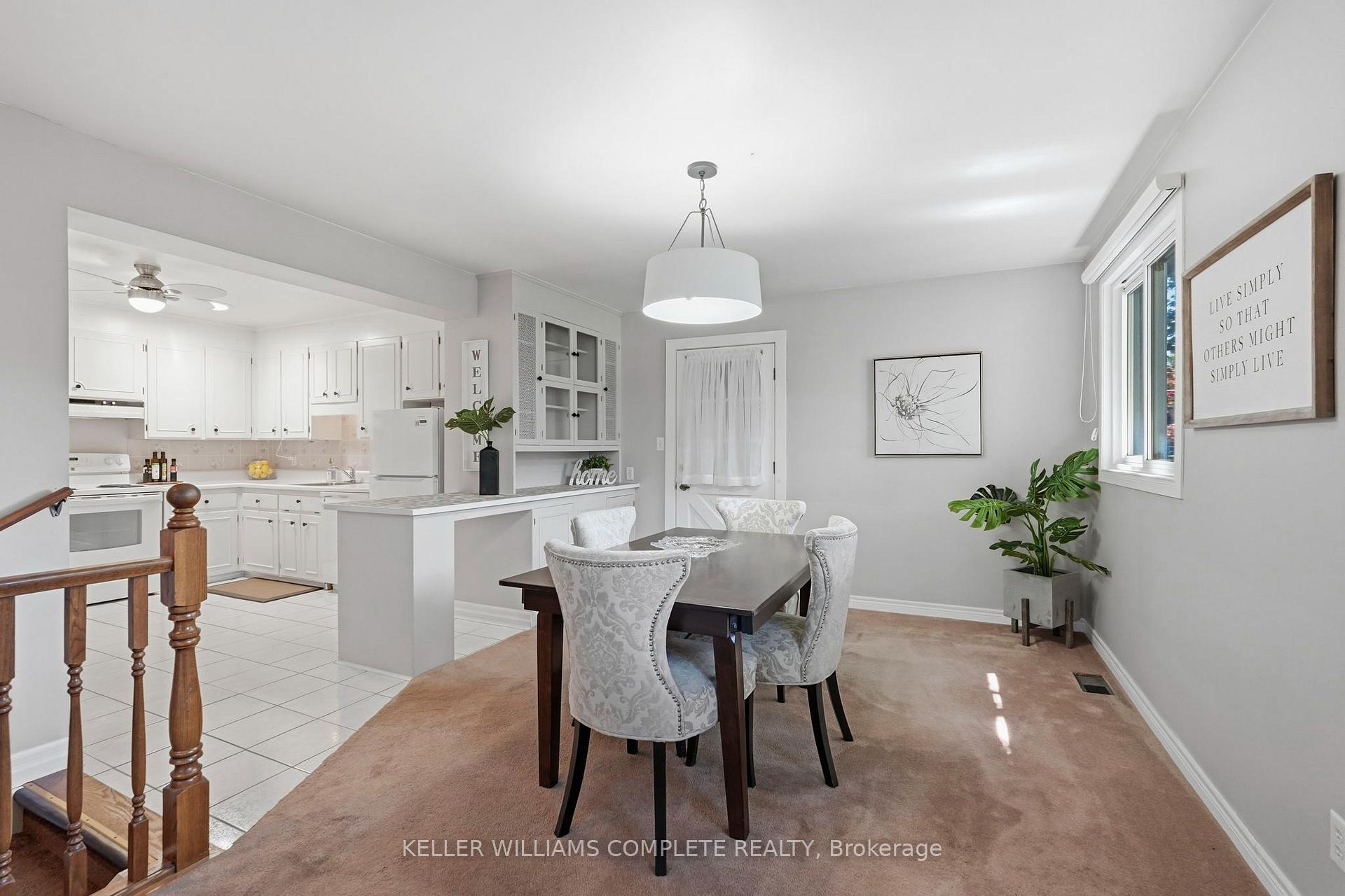 Photo 11 of 70 Floresta Court, Hamilton, Ancaster — HOMEH